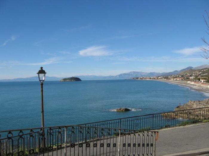 تختخواب و صبحانه La Casa Di Chiaretta