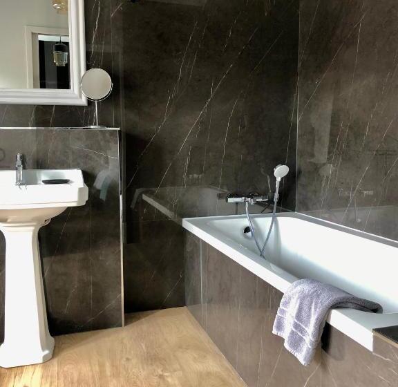 مبيت وإفطار La Maison Gervaiserie & Spa