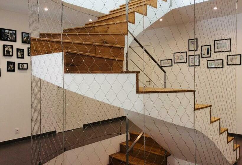 مبيت وإفطار Le Castellas Du Pic St Loup