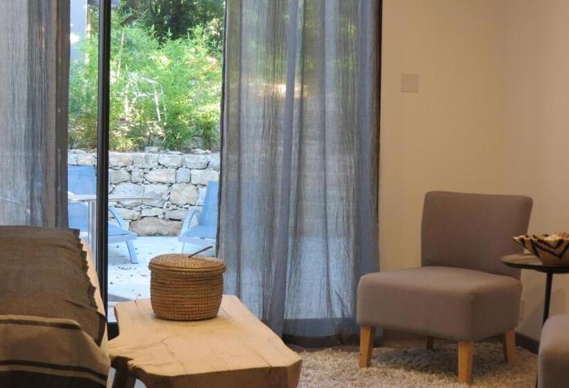 مبيت وإفطار Le Castellas Du Pic St Loup