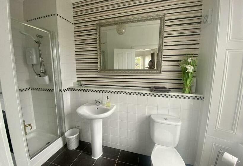 צימר Lomond Guest House