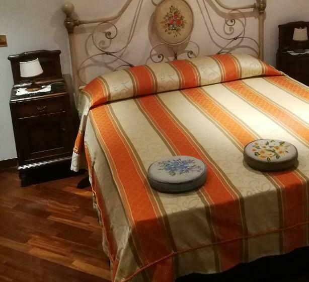 住宿加早餐 Mansarda Sulla Francigena