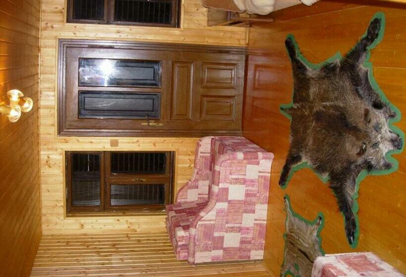 צימר Nitt Pince és Panzió