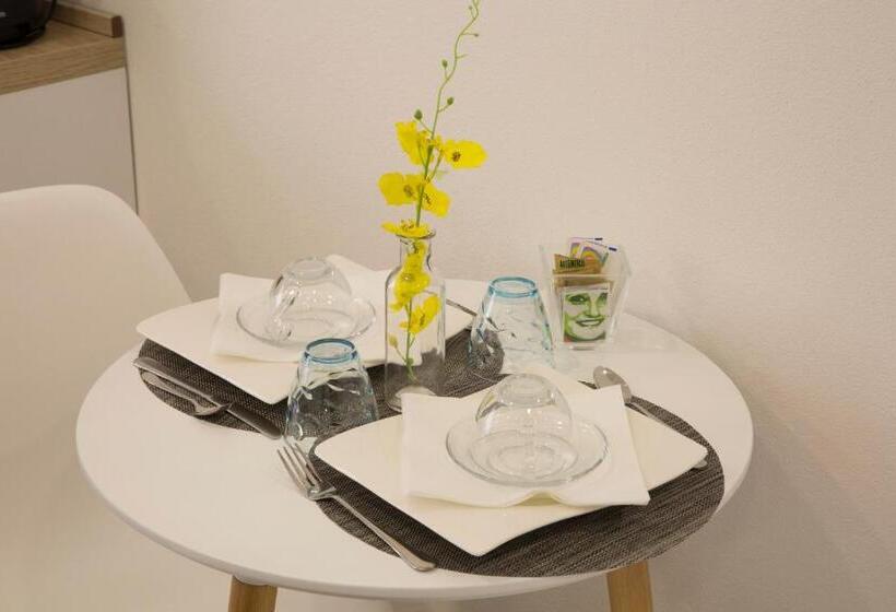 تختخواب و صبحانه Sorores Bed&breakfast