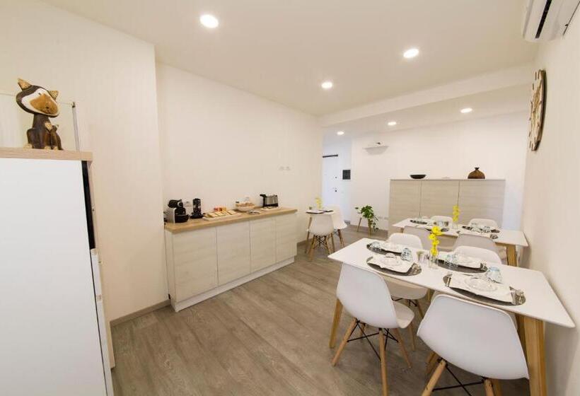 تختخواب و صبحانه Sorores Bed&breakfast