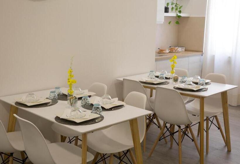 تختخواب و صبحانه Sorores Bed&breakfast