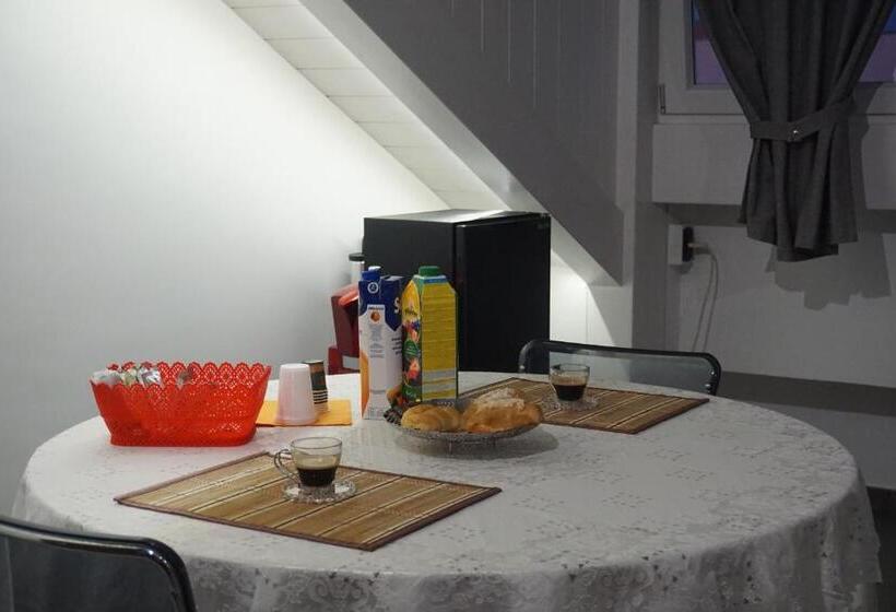 تختخواب و صبحانه Walter