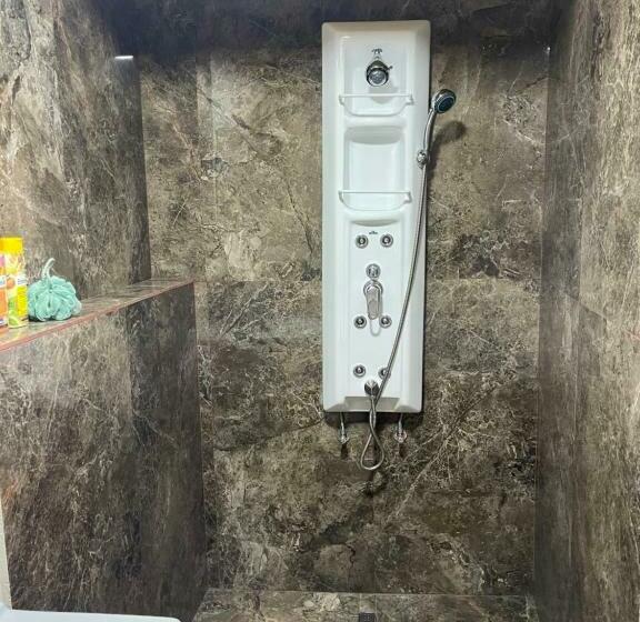 ベッドアンドブレックファースト Wineyards Salin