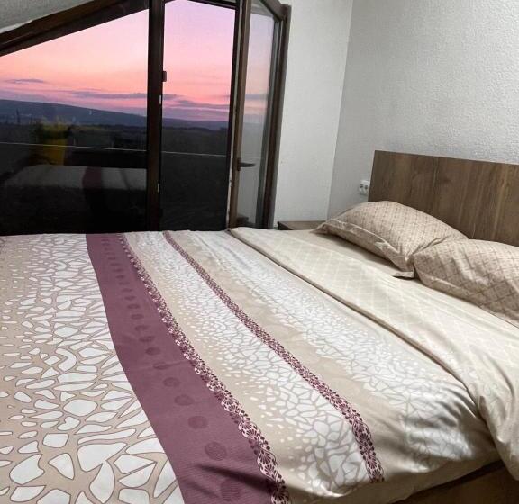 ベッドアンドブレックファースト Wineyards Salin