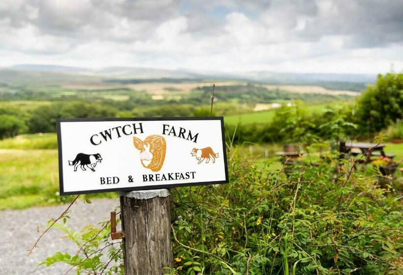 Cwtch Farm Bed & Breakfast