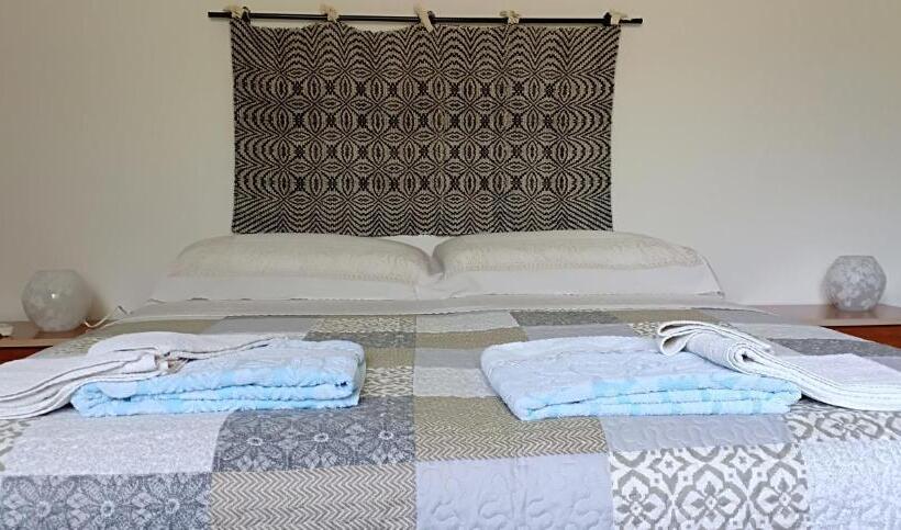 בית מלון כפרי Agriturismo Muristene