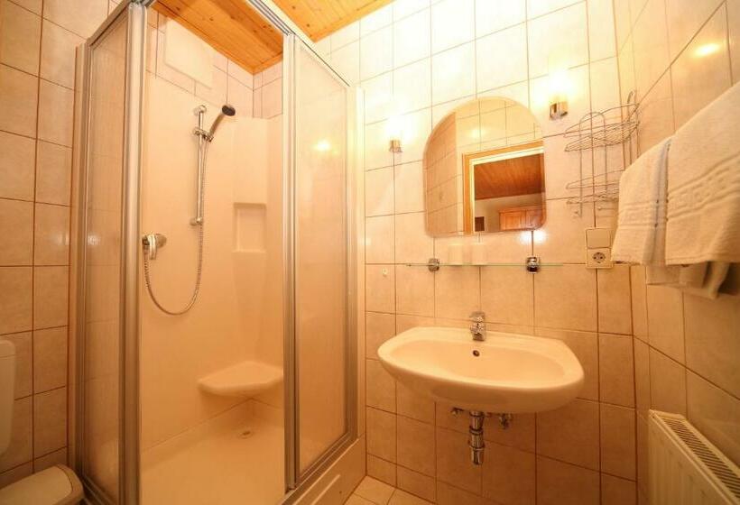 בית מלון כפרי Aignerhof