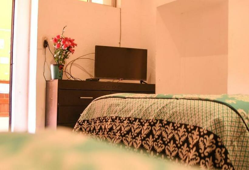 Отель Cuauhtemoc