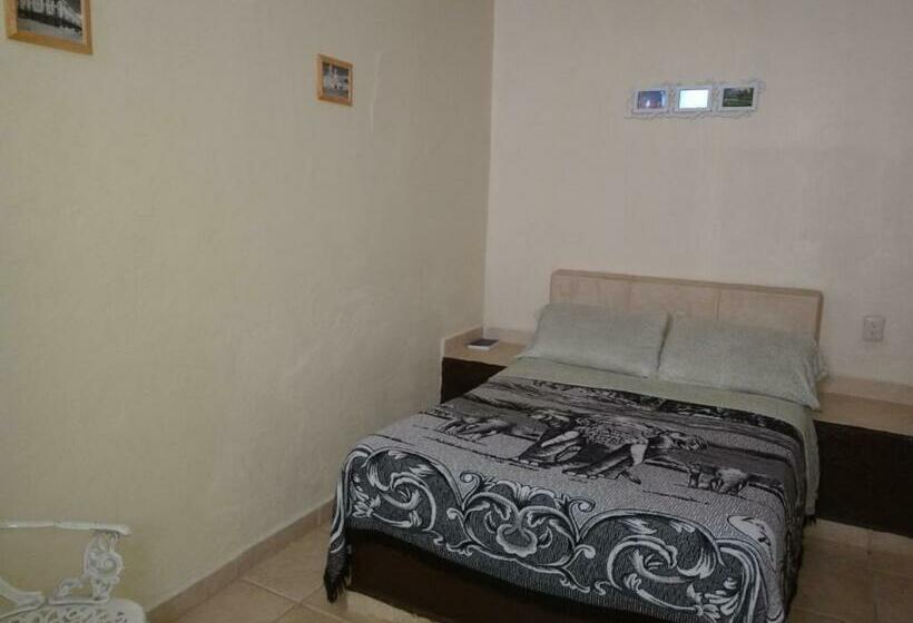 Отель Cuauhtemoc