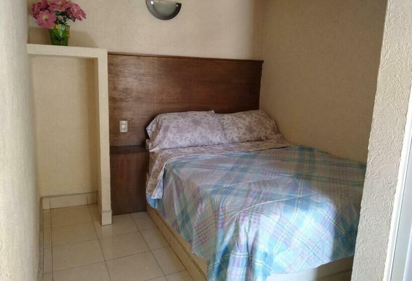 Отель Cuauhtemoc