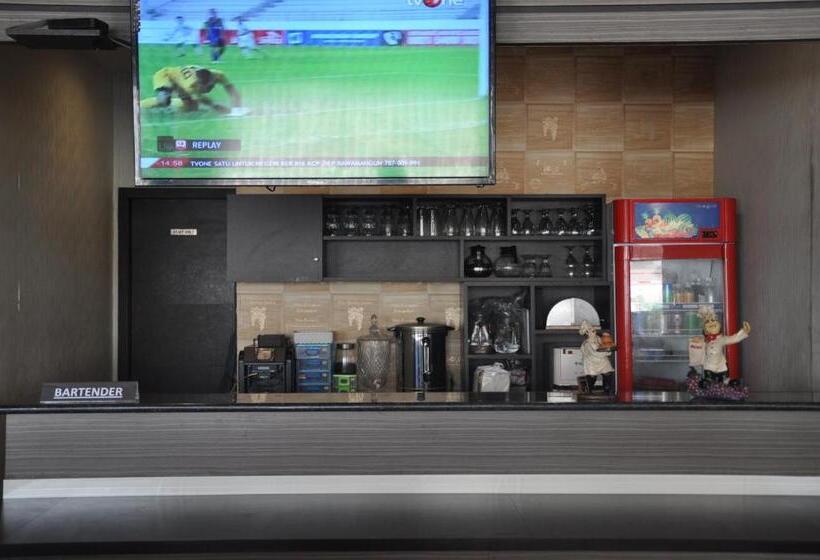 Grand Krakatau Hotel Serang