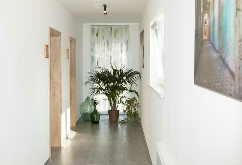 ホテル Haus An Der Krems