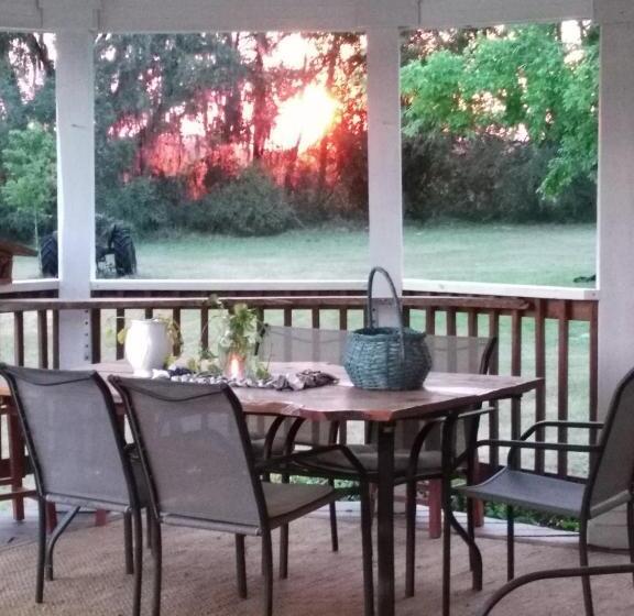 فندق Kokomo Farms