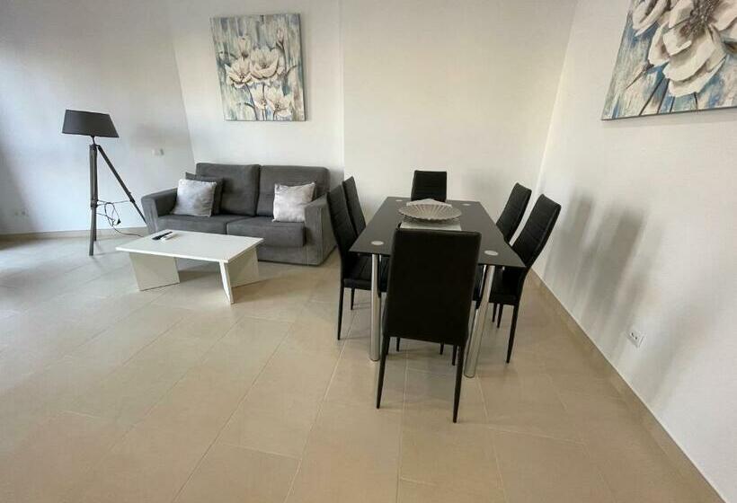 בית מלון כפרי Royal Suites Estepona