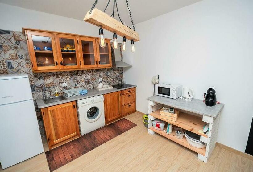 פנסיון Basalto Negro Al