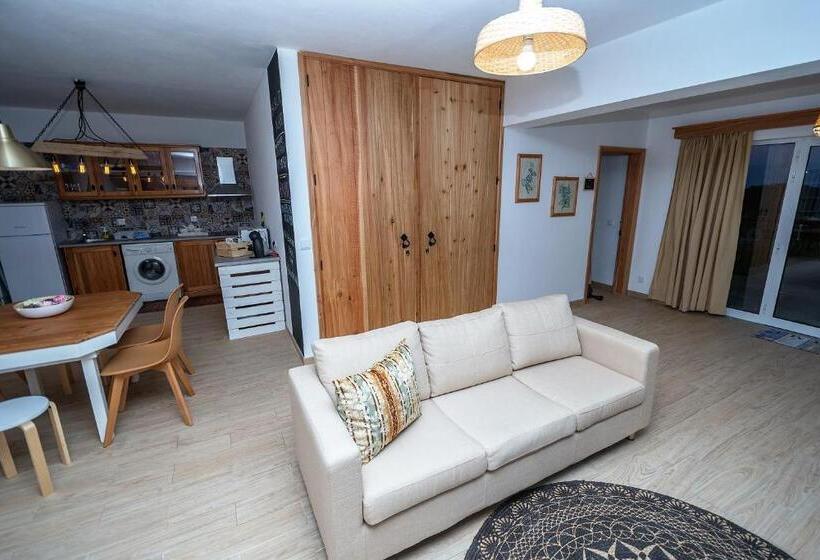 פנסיון Basalto Negro Al