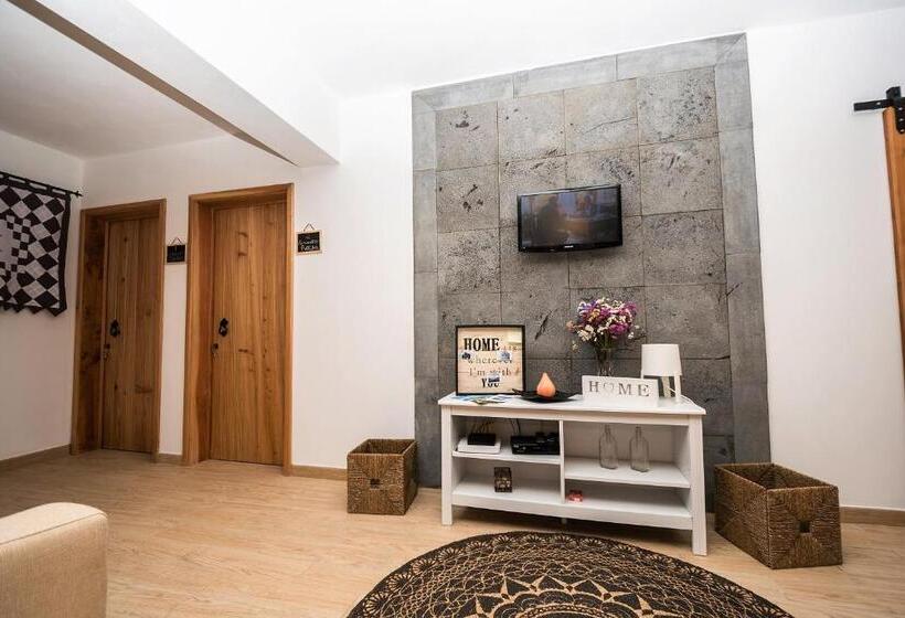 פנסיון Basalto Negro Al