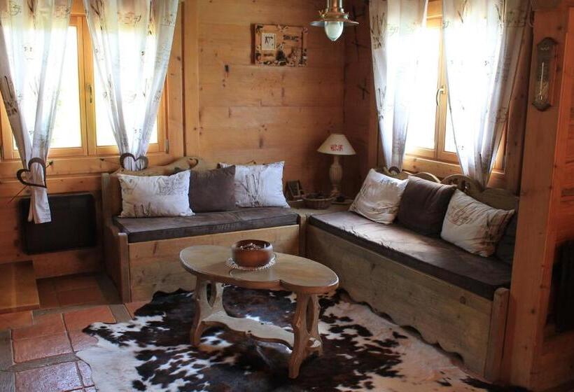 ペンション Chalet Le Pré De La Dame