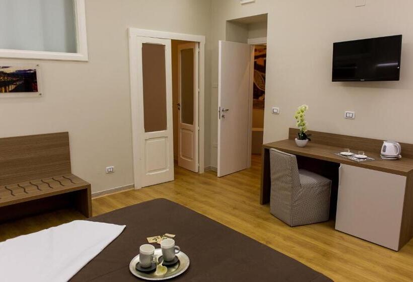 پانسیون Le Affacciate Bruzie Home Guest House