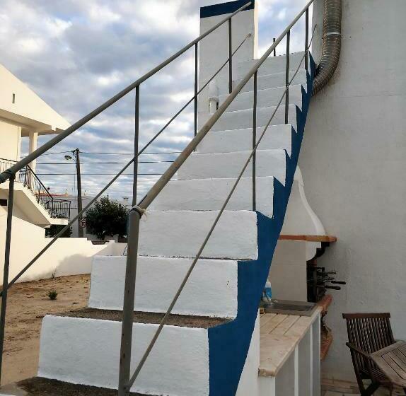 پانسیون Sleep & Go Faro Airport Guest House