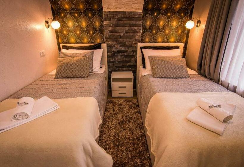 پانسیون Vila Lemic Postojna