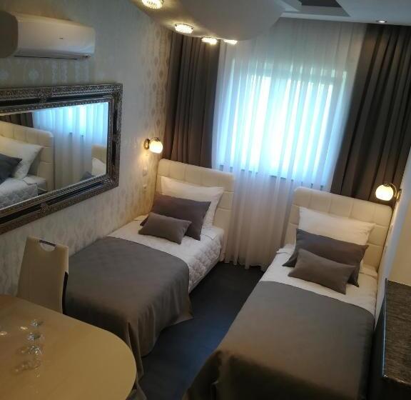 پانسیون Vila Lemic Postojna