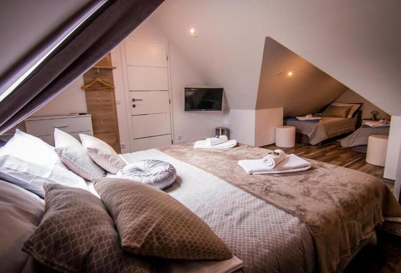 پانسیون Vila Lemic Postojna