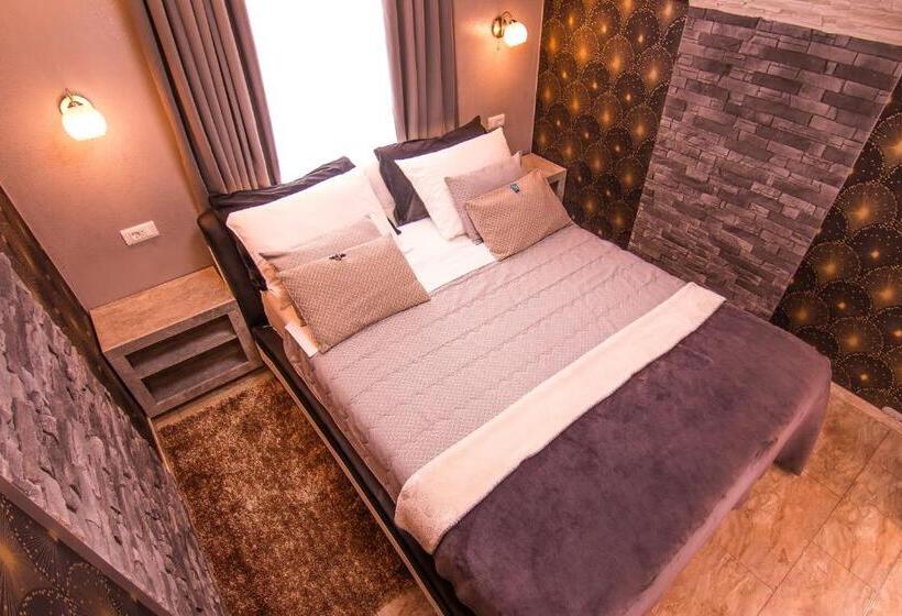 پانسیون Vila Lemic Postojna