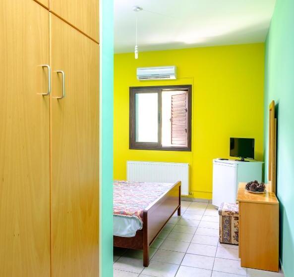 Platres Valley Houses