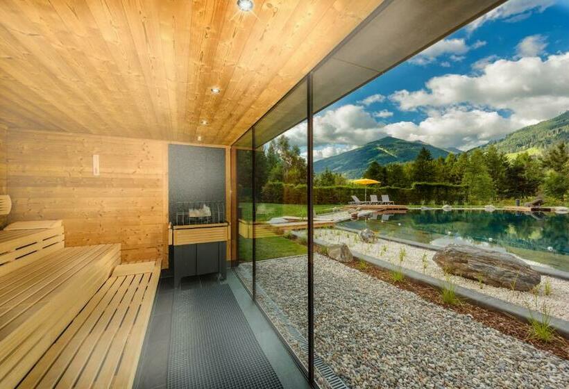 Aktiv  & Gesundheitsresort Das Gxund   Thermeneintritt Inklusive