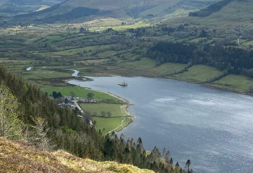 호스텔 Five Glens Inn