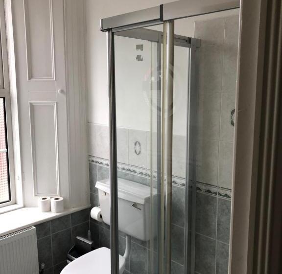 호스텔 Five Glens Inn