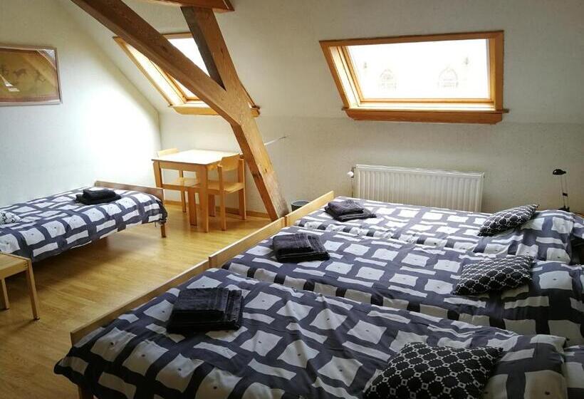 Общежитие Kloosterstraat40