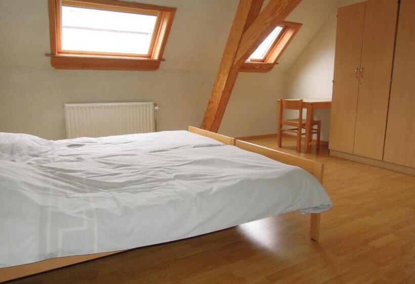 Общежитие Kloosterstraat40