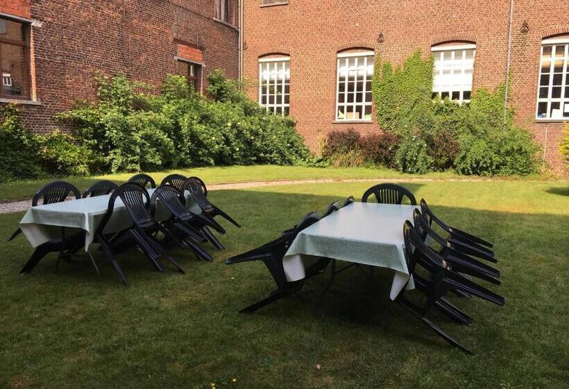 Общежитие Kloosterstraat40