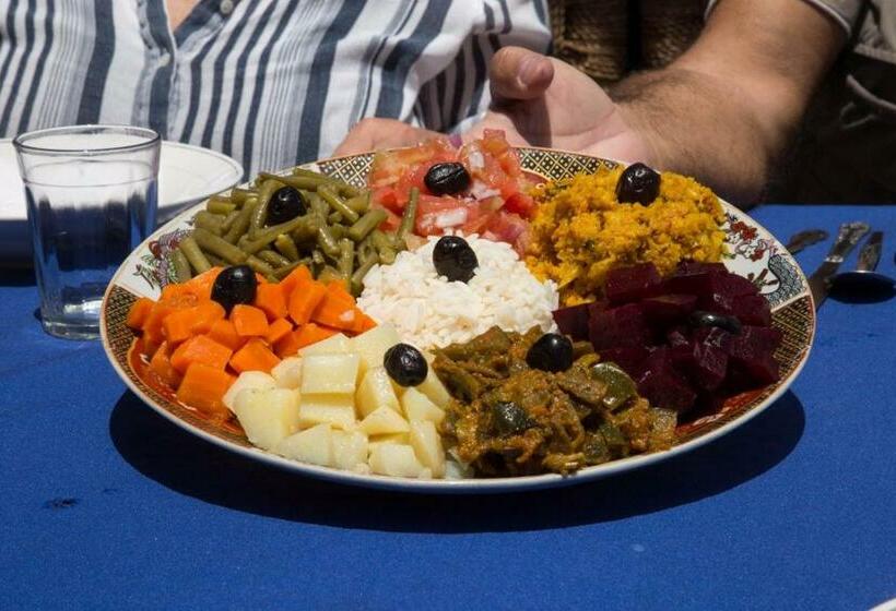 هاستل Le Lion D Or Atlas