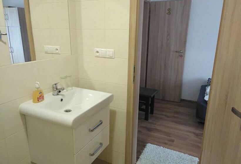 호스텔 Ubytovanie Janka