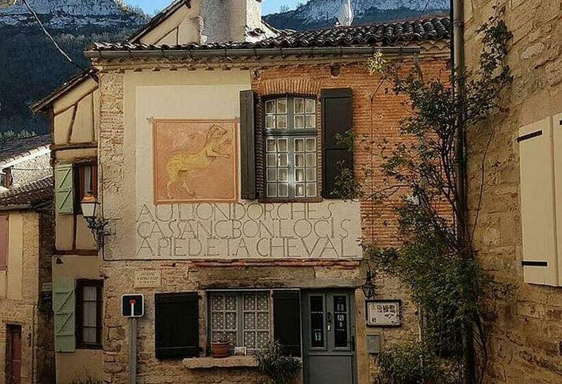 مبيت وإفطار Auberge Lion D Or