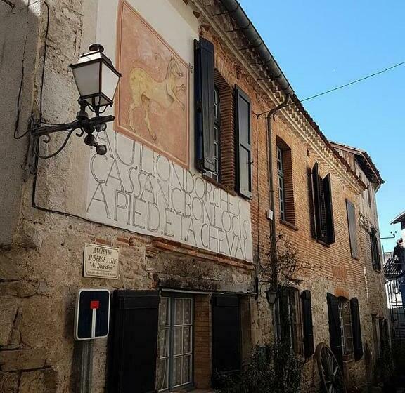 مبيت وإفطار Auberge Lion D Or