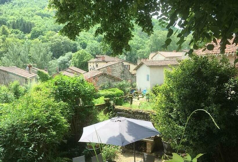 مبيت وإفطار Auberge Lion D Or