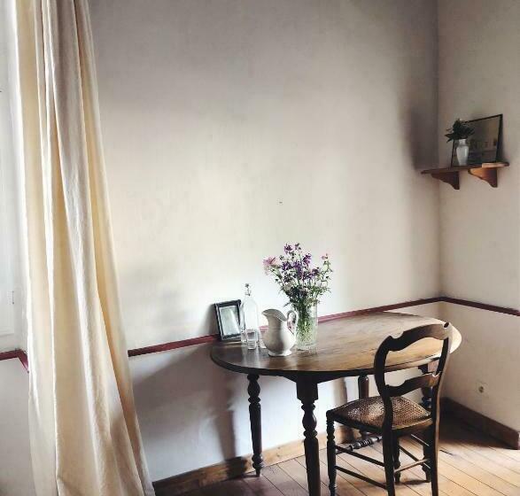 مبيت وإفطار Auberge Lion D Or