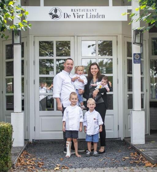 住宿加早餐  De Vier Linden