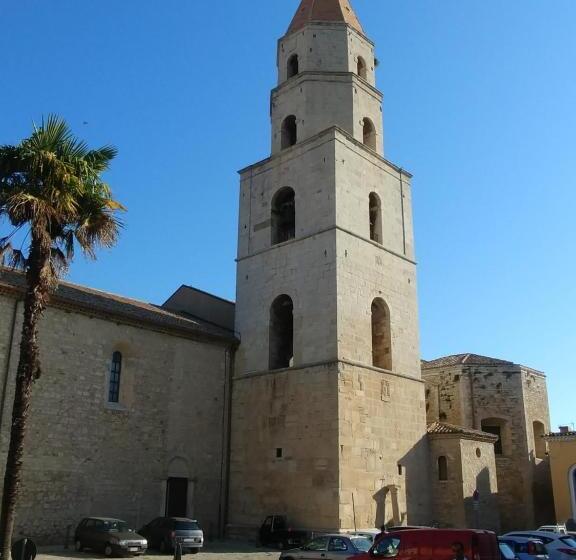 민박 Diadumeno Superior Apartment