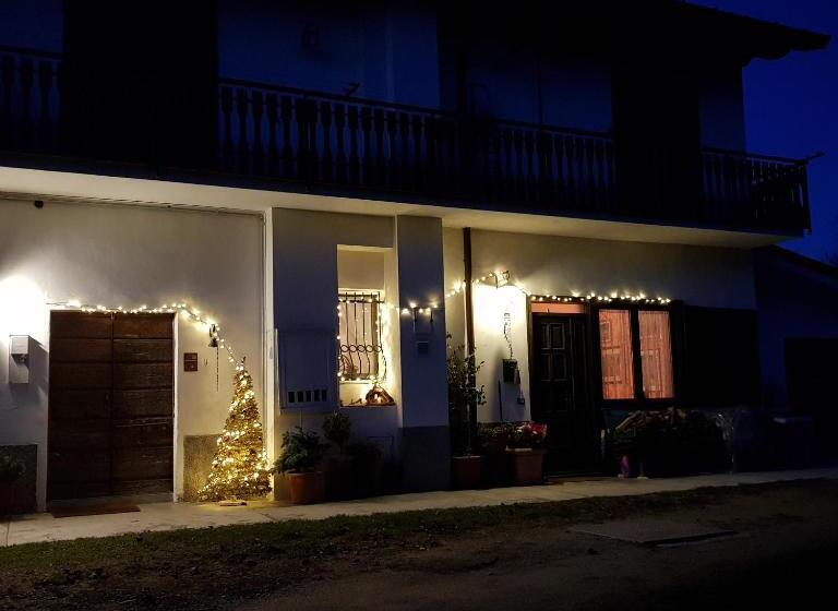 مبيت وإفطار Il Casolare Del Medio Olona