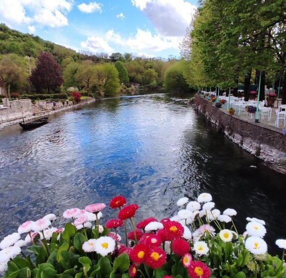 مبيت وإفطار Lovely Casa Paola Villlafranca Centro Zimmer Rooms